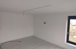 De vanzare casa moderna cu finisaje de lux pe un singur nivel situata in Cihei 