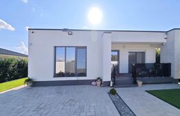 Casă mediteraneană cu piscină încălzită | Podgoria | 145 mp utili | Teren 550 mp