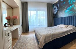 Vilă Luxoasa cu Piscină Exterioară, Podgoria, 150 mp