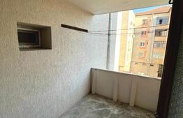Apartament cu 3 camere, 74 mp, bloc izolat termic, central