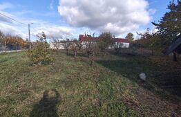 Teren intravila de vanzare, 700 mp, in zona dealuri - IZVORULUI