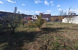Teren intravila de vanzare, 700 mp, in zona dealuri - IZVORULUI