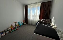 Apartament cu 3 camere decomandat, 70 mp, zona Decebal