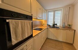 Apartament cu 3 camere decomandat, 70 mp, zona Decebal