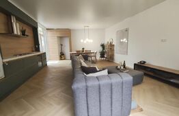 Casǎ finisata modern,  la cheie, vis-a-vis de Spitalul Județean