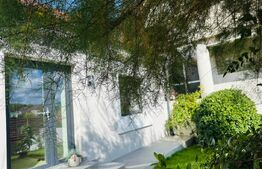 Casǎ finisata modern,  la cheie, vis-a-vis de Spitalul Județean