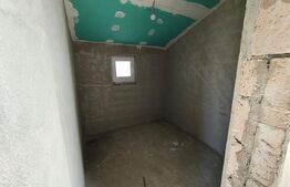 De vanzare casa semifinisata 