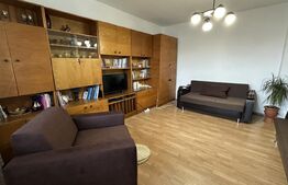 Apartament decomandat cu trei camere si doua bai, zona Iosia