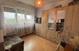 Apartament cu 3 camere decomandate