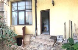 Apartament ultracentral, cu 3 camere, Curte Comuna