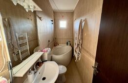 Apartament 2 camere, decomandat, zona Olosig