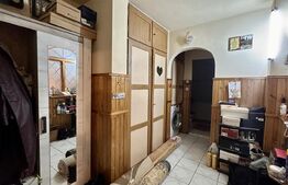 Apartament PB 2 camere, mobilat și utilat, etaj 1, parcare 