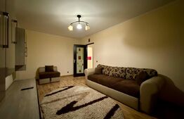 Apartament de vanzare, 3 camere - zona Decebal