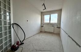 Apartament 2 camere, decomandat, zona Dacia – Decebal