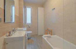 Apartament 3 camere, ultracentral, etaj 3, bloc cu lift – Oradea