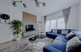 Apartament 3 camere, ultracentral, etaj 3, bloc cu lift – Oradea