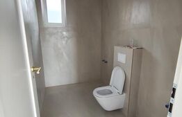 Casa finisata la cheie racordata la toate utilitatile in Santandrei