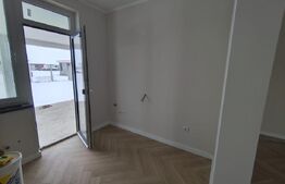 Casa finisata la cheie racordata la toate utilitatile in Santandrei