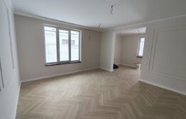 Casa finisata la cheie racordata la toate utilitatile in Santandrei