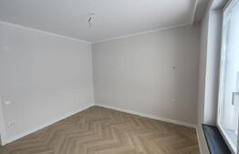 Casa finisata la cheie racordata la toate utilitatile in Santandrei