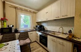 Apartament cu 2 camere, decomandat