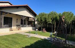 Proprietate Excepțională – Eleganță, Mobilier Unicat, Materiale Premium