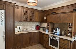 Proprietate Excepțională – Eleganță, Mobilier Unicat, Materiale Premium