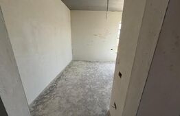 Casa individuala Santandrei cu placa de beton si gard imprejmuire la cheie
