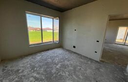 De vanzare casa in Santandrei cu gard de imprejmuire, la cheie