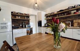 Apartament cu 3 camere, 81 mp + terasa 13 mp, centrala gaz