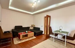 Apartament la casa , 50 mp , 2 camere , curte comună
