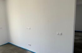 Casa individuala Santandrei cu gard imprejmuire din placi de beton