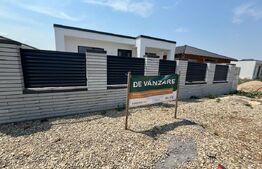 De vanzare casa in Santandrei cu gard de imprejmuire din placi de beton