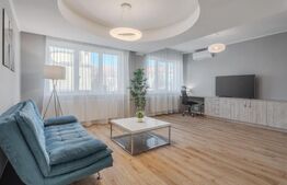 Apartament modern cu 3 camere, central, etaj 1