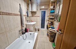 Apartament la casă cu curte privată - Velenta