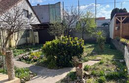 Casa Oradea ultracentrala, cu gard imprejmuire din placi de beton