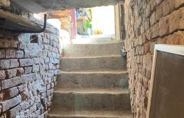 Casa Oradea ultracentrala, cu gard imprejmuire din placi de beton