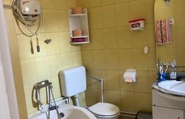 Casa Oradea ultracentrala, cu gard imprejmuire din placi de beton