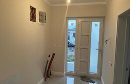 Casa individuala Oradea, zona linistita, cu gard imprejmuire din placi de beton 