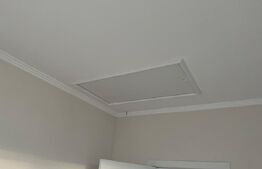 Casa individuala Oradea, zona linistita, cu gard imprejmuire din placi de beton 