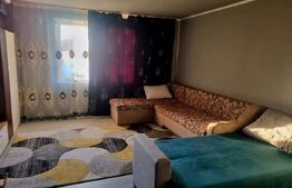 Casă cu 2 camere, renovată, teren generos – liniște la doar 25 min de oras