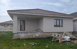 De vanzare casa Santandrei pe un singur nivel intr-o zona linistita