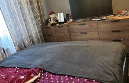 Apartament de vanzare, semidecomandat, cu 3 camere, 62 mp