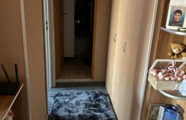 Apartament de vanzare, semidecomandat, cu 3 camere, 62 mp