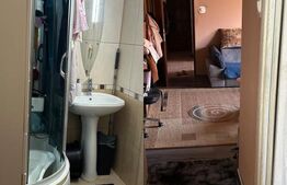 Apartament de vanzare, semidecomandat, cu 3 camere, 62 mp