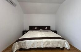 Apartament cu 3 camere, în curte privată