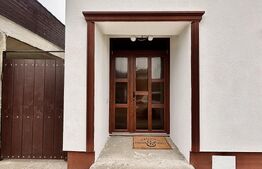 Casă Oncea, teren 1988 mp, 4 dormitoare, mobilată și utilată, 3 garaje