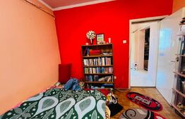 Apartament cu 3 camere, decomandat, zona -  Bulevardul Dacia