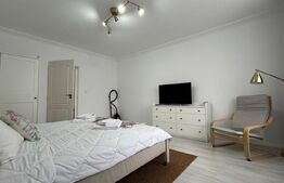 Apartament cu 3 camere de 80 mp În zona Dealuri