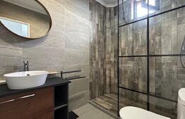 Apartament cu 3 camere de 80 mp În zona Dealuri